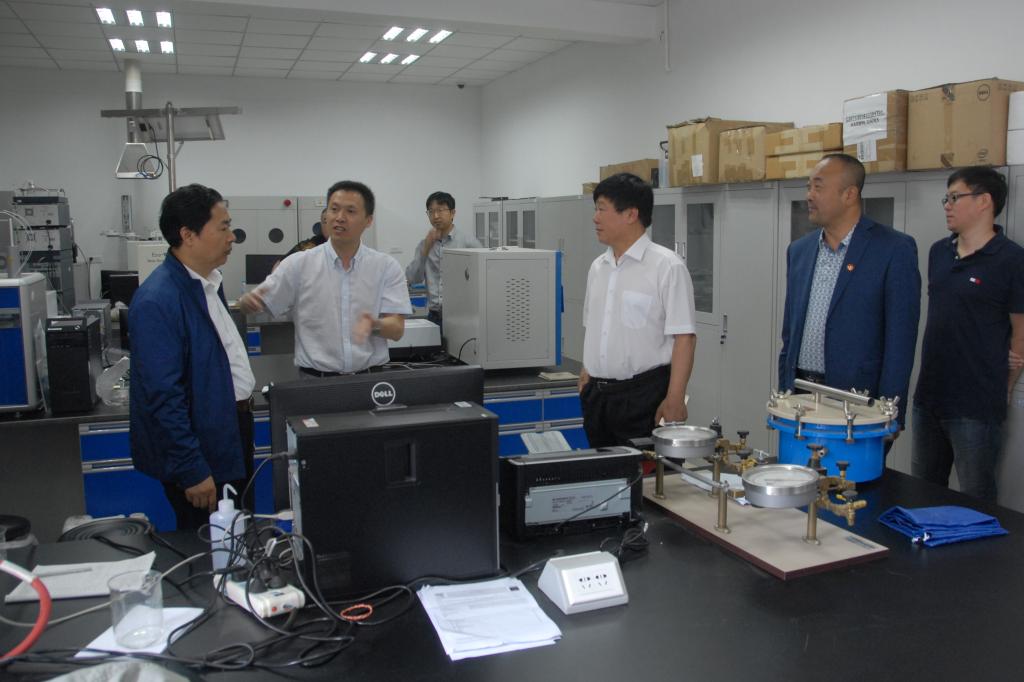 1-检查组在水利学院检查