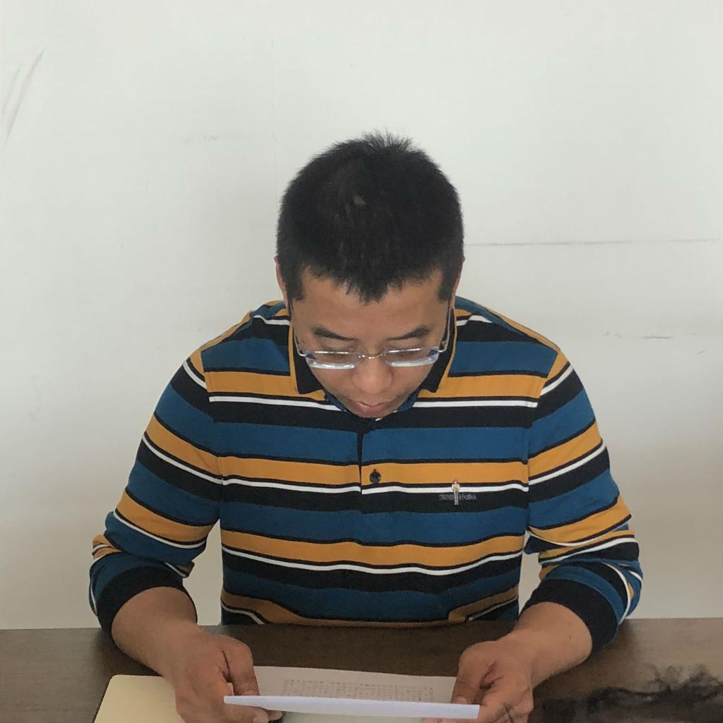 组织委员张艳国同志传达《学习习近平总书记在全国两会期间重要讲话精神和全国两会精神》